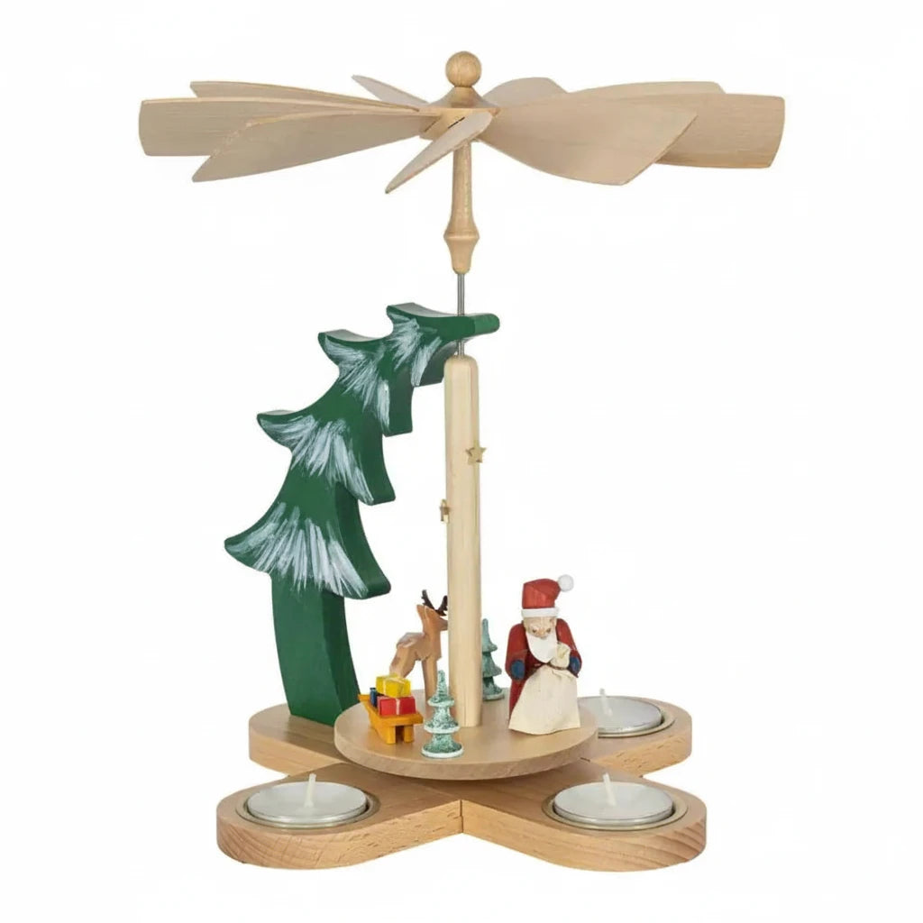 Tree Pyramid – Santa Claus with reindeer