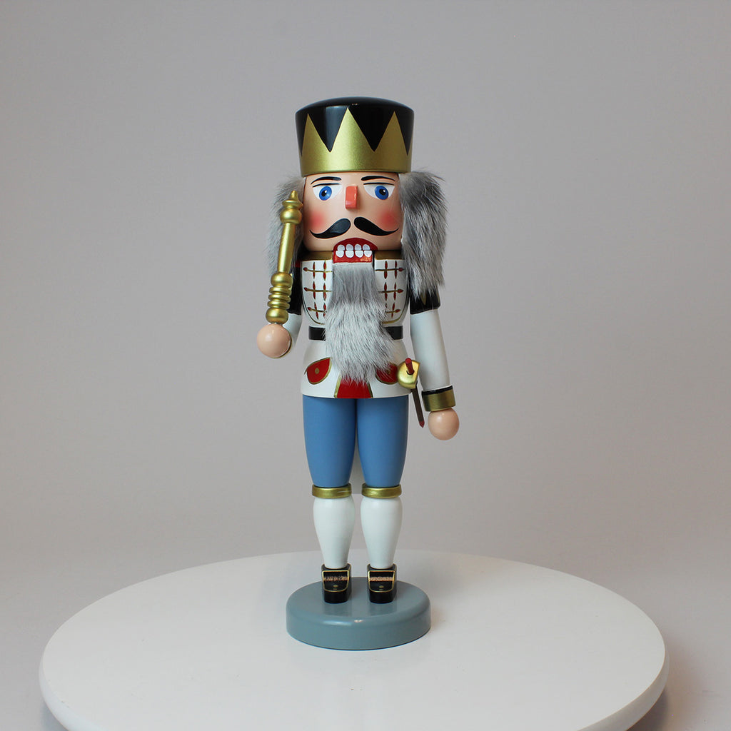 King Nutcracker White