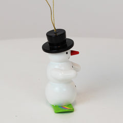 Schmuck Schneemann mit Snowboard