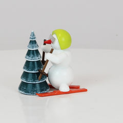 Snowman Skis & Tree