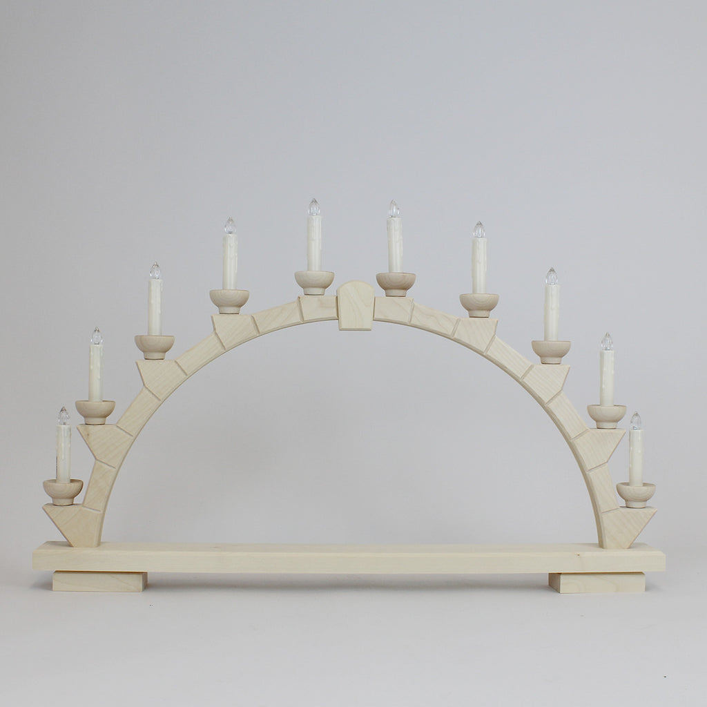 Electric Light Arch with 10 Candles – Natural (Battery-Operated)