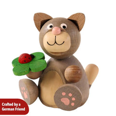 Lucky Cat Tapsi with Clover