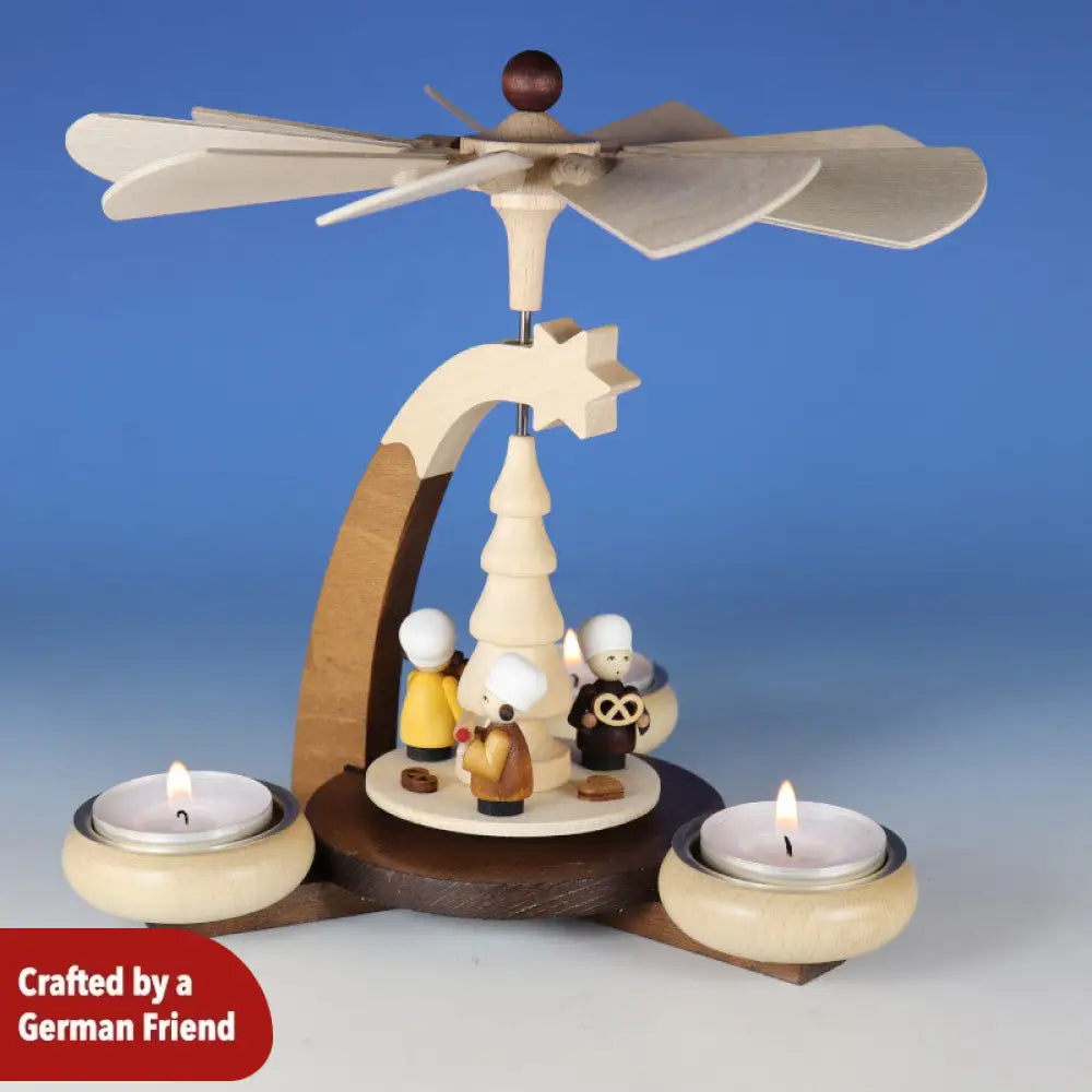 Tealight Pyramid Christmas Bakery Natural