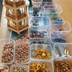 Three-level-Pyramid – Nativity Scene colorful